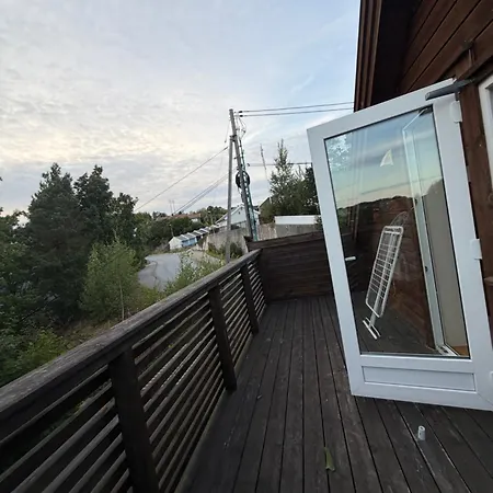 Apartment Family I Sentrale Vagsbygd 3 Soverom Elbillading Og Felles Inngang Bestilling Ma Gjores Minst 2 Dager I Forveien *